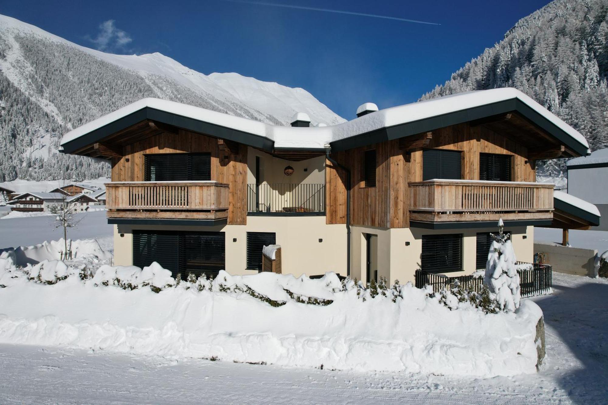 Alp Apart Niederthai Umhausen Exterior photo