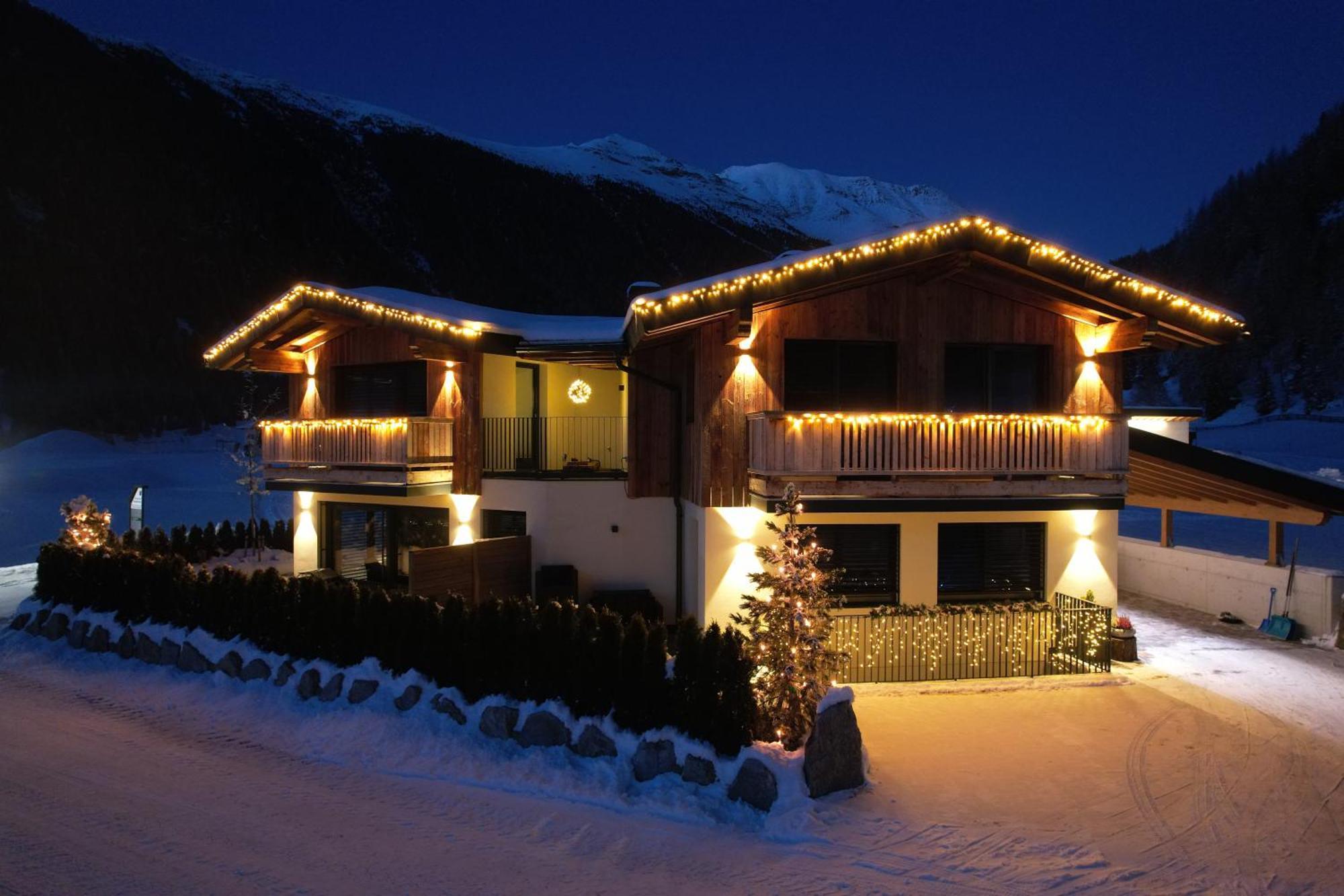 Alp Apart Niederthai Umhausen Exterior photo